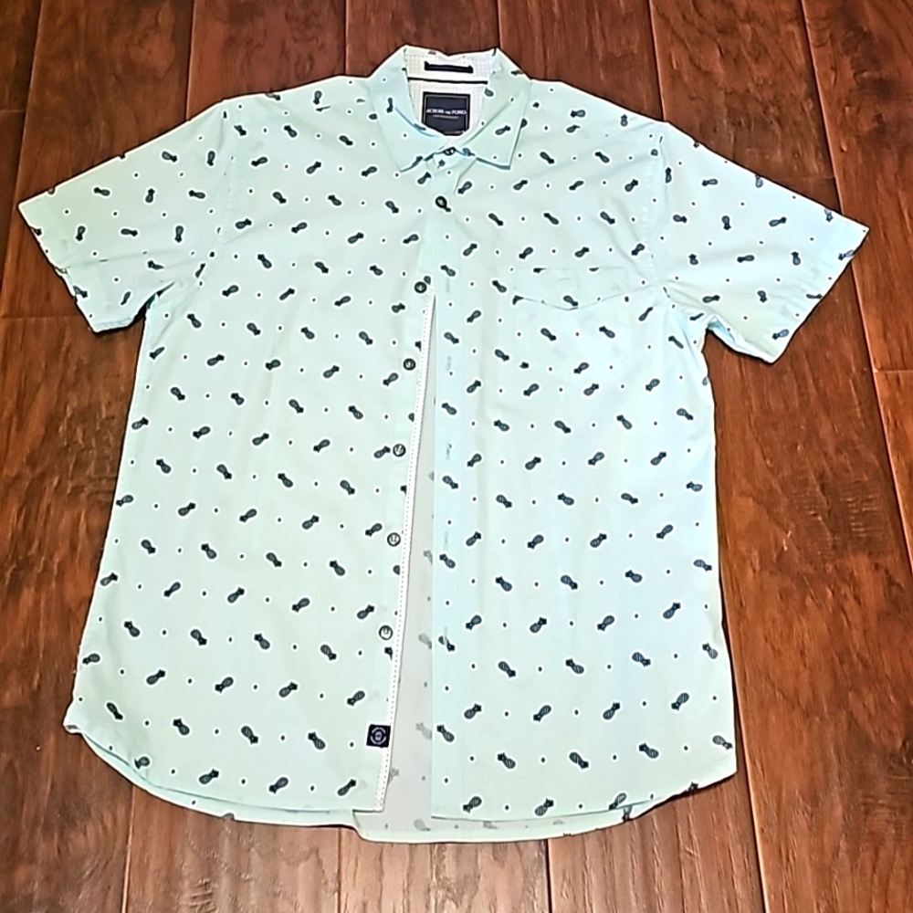 Short sleeve button down with navy pineapples